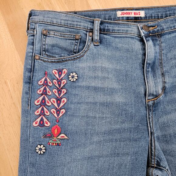 Johnny Was Dallah Embroidered Floral Mid-Rise Skinny Jeans Size 30 EUC - Picture 4 of 11